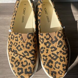 TOMS Leopard Print Women's Shoes